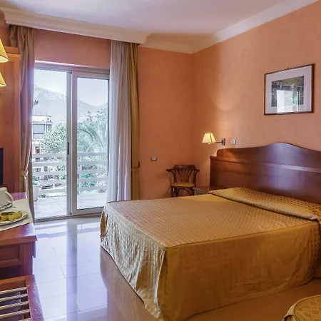 Conchiglia D'oro 3* パレルモ