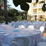 Otel Conchiglia D'oro 3*