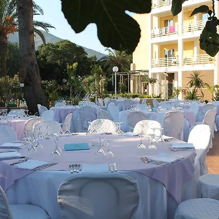 Отель Conchiglia D'oro 3*